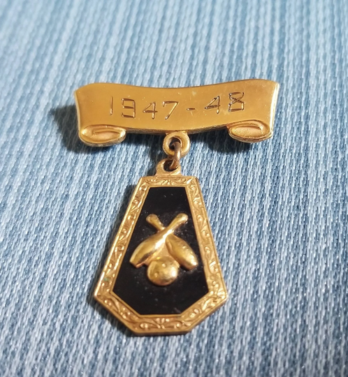 Vintage Mcm Gold Tone With Black Accents 1947-48 Two Piece Dangle Bowling Pin