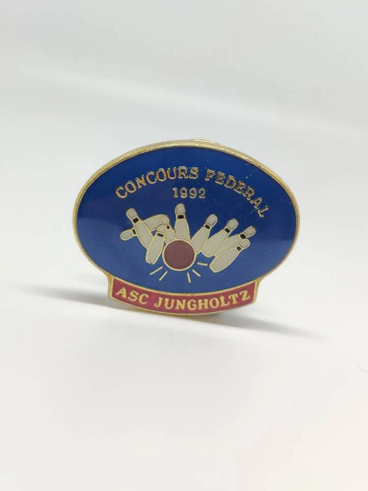 Concours Federal 1992 Vintage Enamel Pin Badge Asc Jungerholtz Bowling Canada